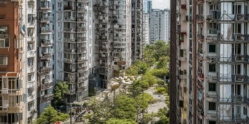 网吧开到小区，物业是否有管辖权？