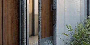 单元门由物业维修吗？